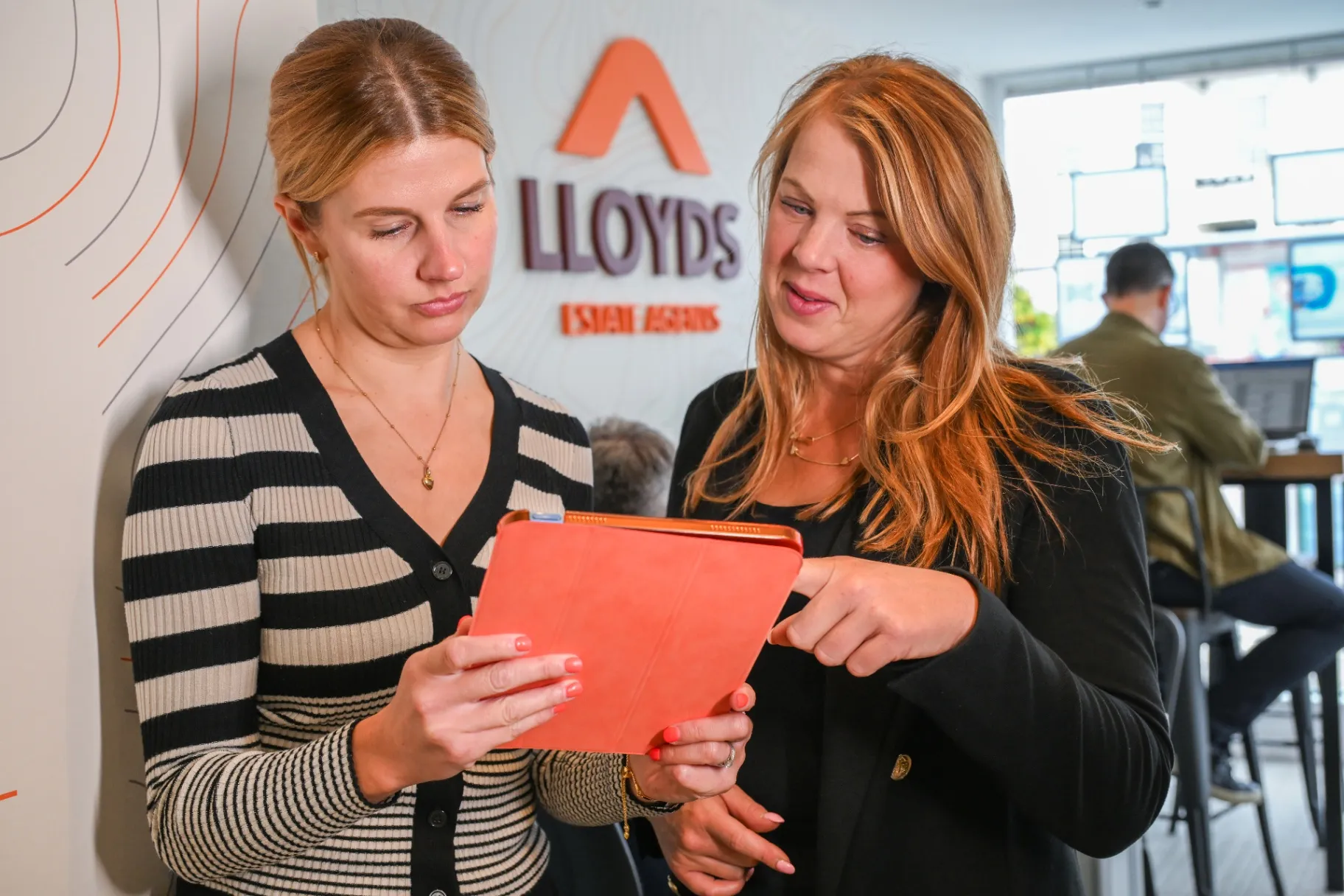 Selecting an estate agent